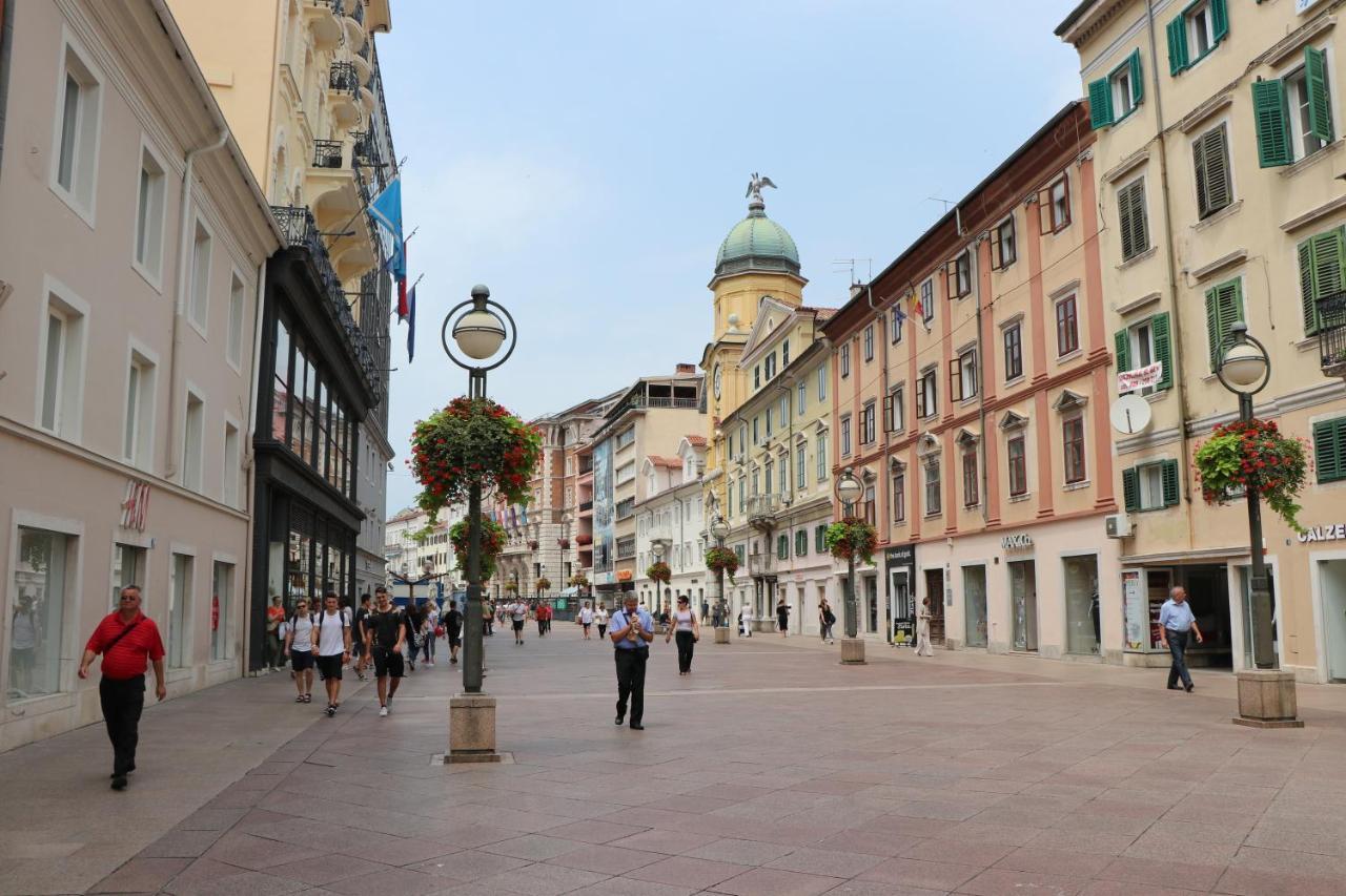 Modern Apartment In The Centre Rijeka Dış mekan fotoğraf